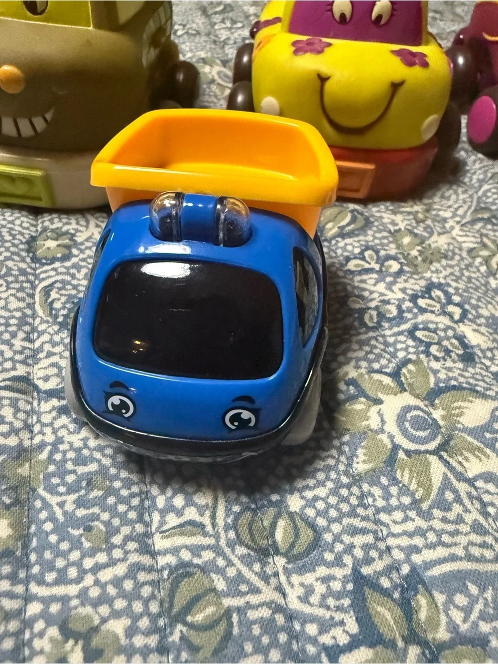 Weeee‎ is! Toy Car Set - Assorted Color Push Vehicles